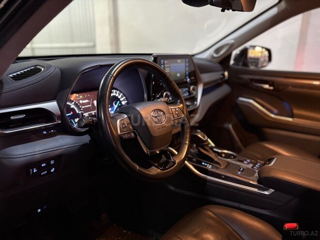 Toyota Highlander 2021, 47,000 km - 2.5 л - Bakı