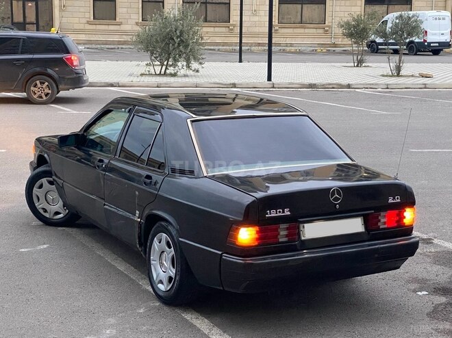 Mercedes 190 1993, 258,741 km - 2.0 l - Sumqayıt