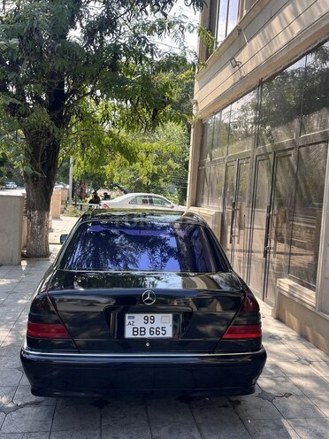Mercedes C 230 1999, 300,000 km - 2.3 l - Qazax