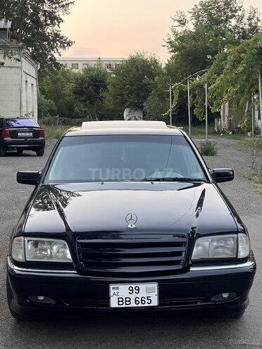 Mercedes C 230 1999, 300,000 km - 2.3 l - Qazax