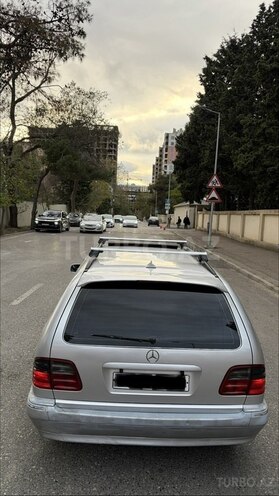 Mercedes E 220 1999, 340,000 km - 2.2 л - Bakı