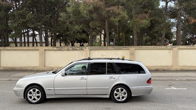 Mercedes E 220 1999, 340,000 km - 2.2 л - Bakı