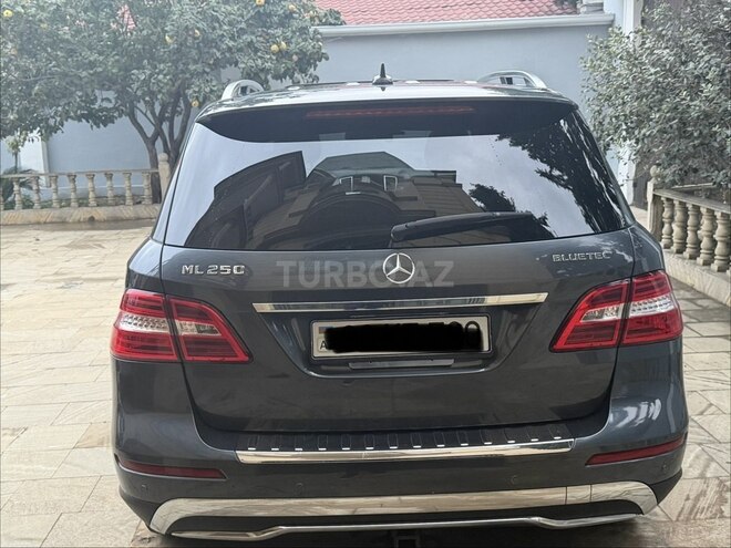 Mercedes ML 250 4MATIC 2014, 325,000 km - 2.1 l - Bakı