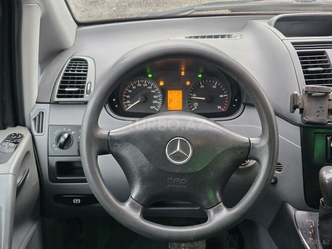Mercedes  2009, 182,658 km - 2.1 л - Bakı
