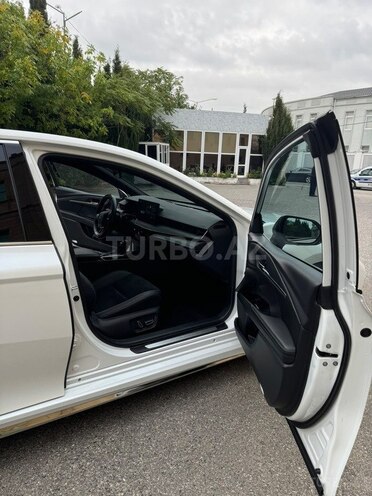 Toyota Camry 2025, 16,500 km - 2.0 l - Bakı
