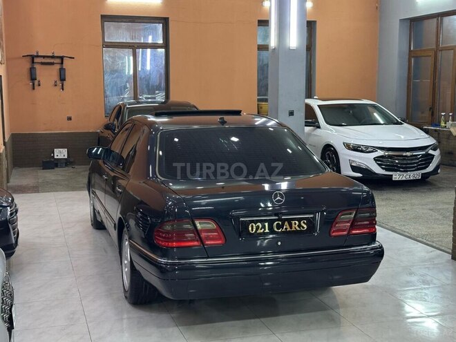 Mercedes E 240 1998, 302,021 km - 2.4 l - Xırdalan
