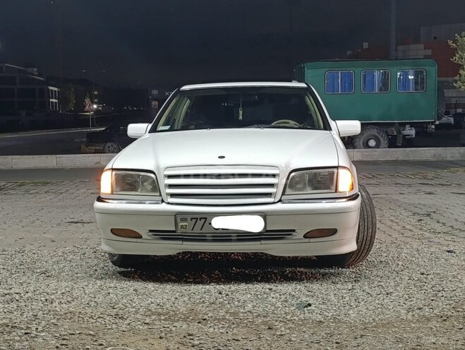 Mercedes C 230 1997, 320,000 km - 2.3 л - Bakı