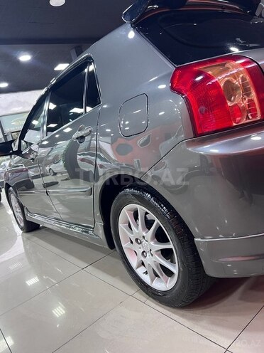 Toyota Corolla 2005, 212,000 km - 1.4 l - Sumqayıt