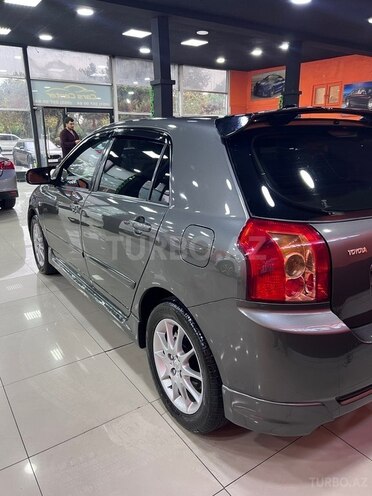 Toyota Corolla 2005, 212,000 km - 1.4 l - Sumqayıt