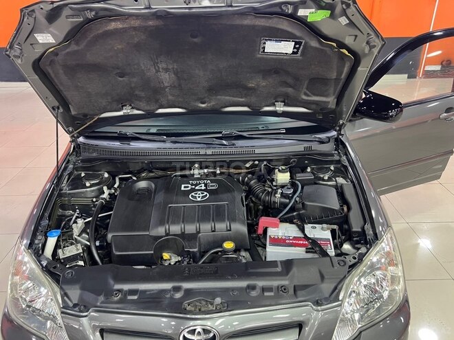 Toyota Corolla 2005, 212,000 km - 1.4 l - Sumqayıt