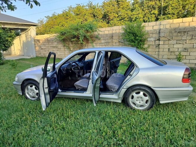 Mercedes C 180 2000, 390,700 km - 1.8 л - Qəbələ