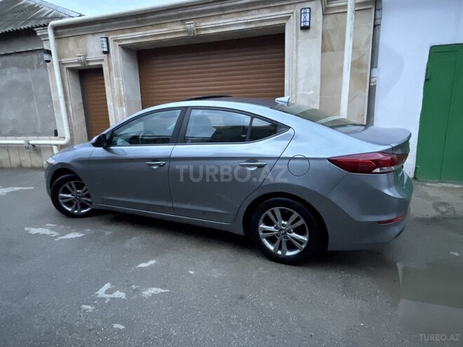 Hyundai Elantra 2018, 93,251 km - 2.0 l - Bakı