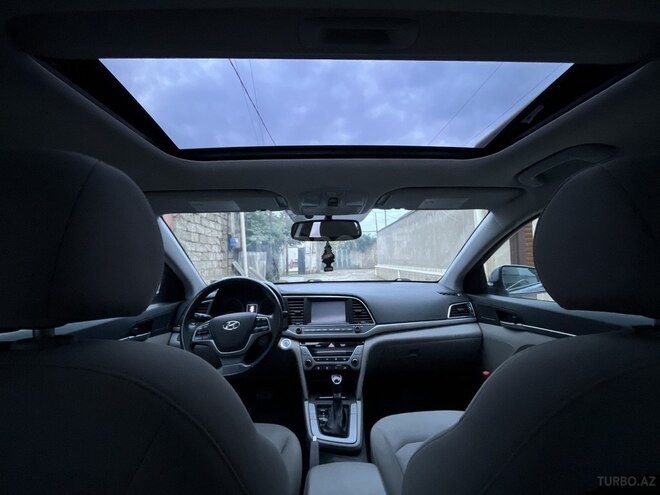 Hyundai Elantra 2018, 93,251 km - 2.0 l - Bakı