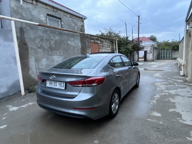 Hyundai Elantra 2018, 93,251 km - 2.0 l - Bakı