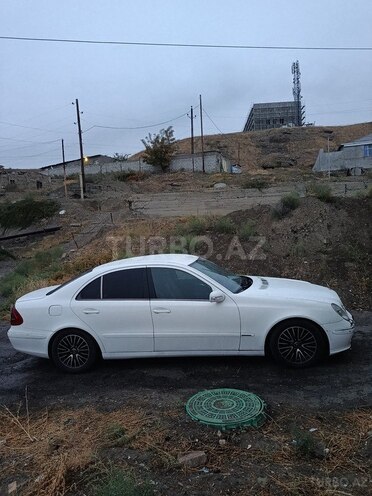 Mercedes E 220 2003, 560,000 km - 2.2 л - Naxçıvan