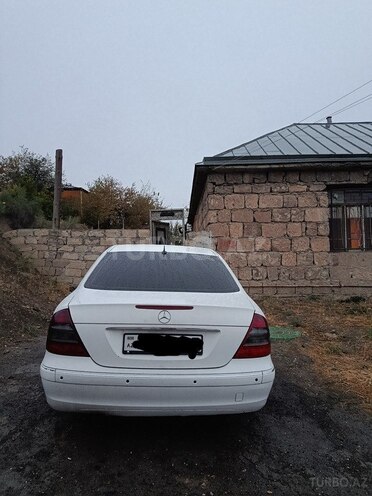 Mercedes E 220 2003, 560,000 km - 2.2 л - Naxçıvan