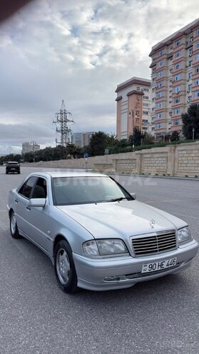 Mercedes C 180 1999, 352,000 km - 1.8 l - Bakı