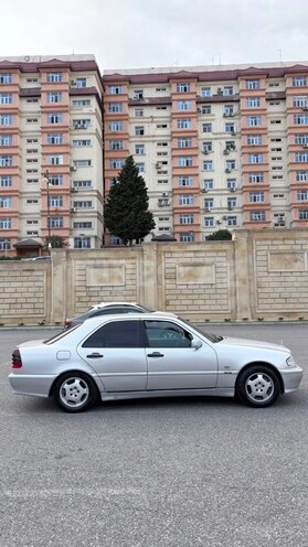 Mercedes C 180 1999, 352,000 km - 1.8 l - Bakı
