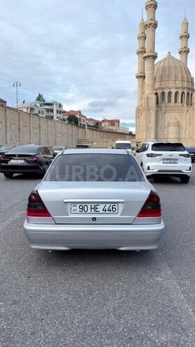 Mercedes C 180 1999, 352,000 km - 1.8 l - Bakı