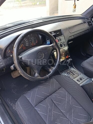 Mercedes C 200 1999, 321,000 km - 2.0 l - Masallı