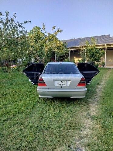 Mercedes C 180 2000, 390,700 km - 1.8 л - Qəbələ