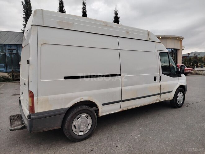 Ford Transit 2011, 358,000 km - 2.4 l - Quba