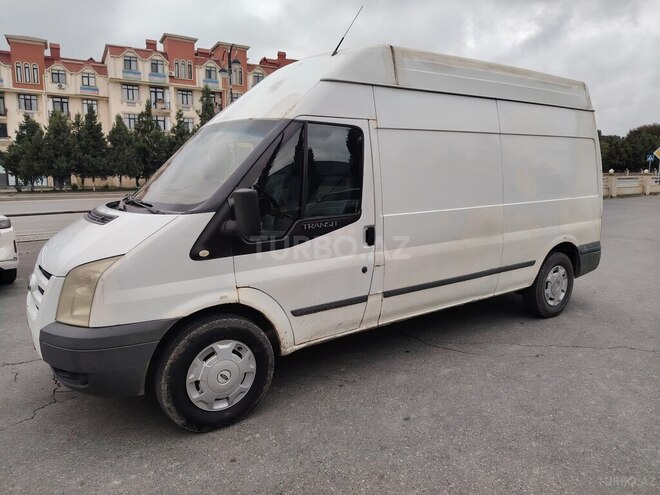Ford Transit 2011, 358,000 km - 2.4 l - Quba
