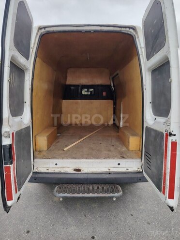 Ford Transit 2011, 358,000 km - 2.4 l - Quba