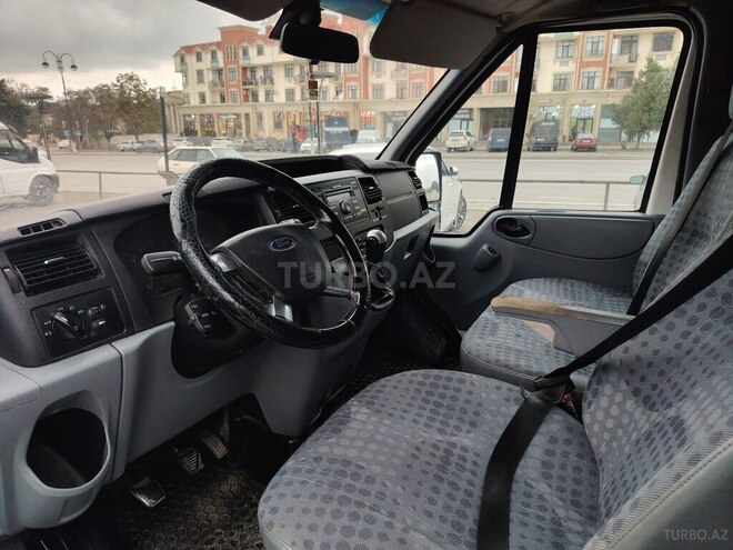 Ford Transit 2011, 358,000 km - 2.4 l - Quba