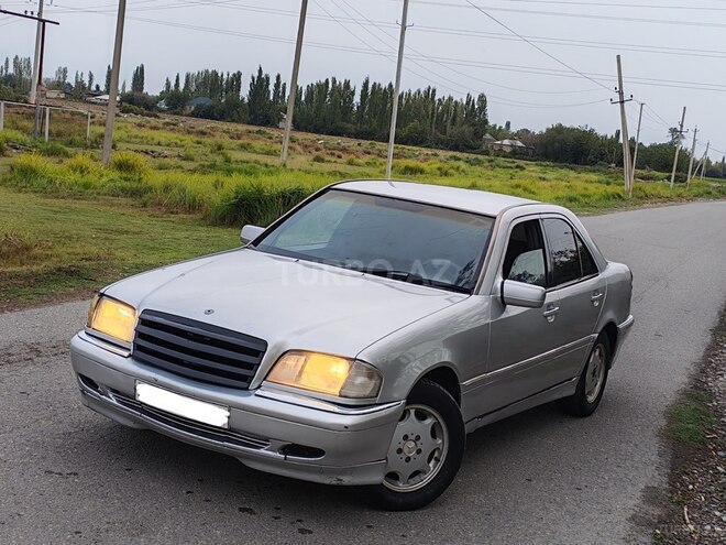 Mercedes C 220 1995, 242,050 km - 2.2 л - Bərdə