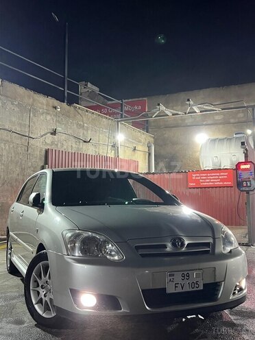 Toyota Corolla 2005, 296,400 km - 1.4 l - Bakı