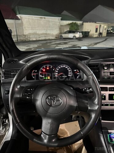 Toyota Corolla 2005, 296,400 km - 1.4 l - Bakı