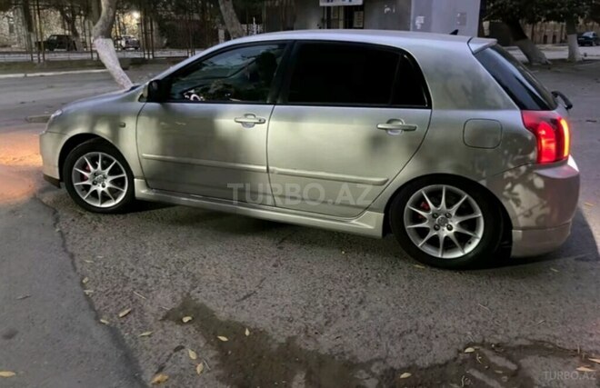 Toyota Corolla 2005, 296,400 km - 1.4 l - Bakı
