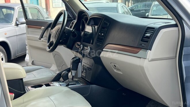 Mitsubishi Pajero 2007, 230,000 km - 3.0 l - Sumqayıt