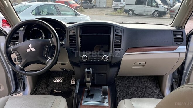 Mitsubishi Pajero 2007, 230,000 km - 3.0 l - Sumqayıt
