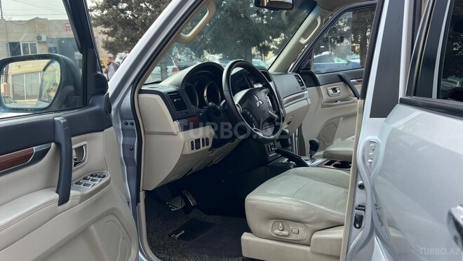 Mitsubishi Pajero 2007, 230,000 km - 3.0 l - Sumqayıt