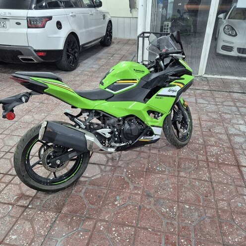 Kawasaki  2025, 1,287 km - 0.1 l - Bakı