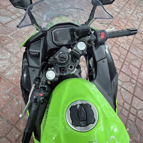 Kawasaki  2025, 1,287 km - 0.1 l - Bakı