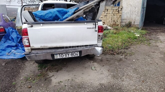 Toyota Hilux 2012, 390,000 km - 2.5 l - Quba