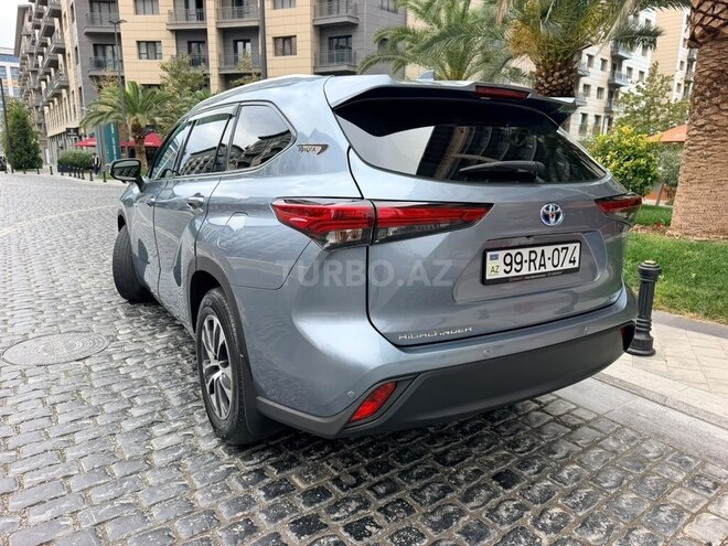 Toyota Highlander 2022, 95,000 km - 2.5 л - Bakı