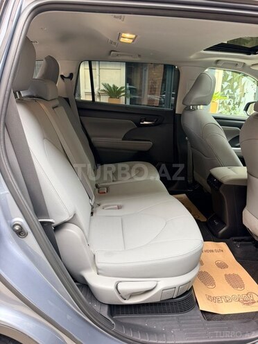 Toyota Highlander 2022, 95,000 km - 2.5 л - Bakı