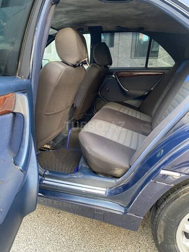 Mercedes C 220 1998, 307,000 km - 2.2 л - Bakı
