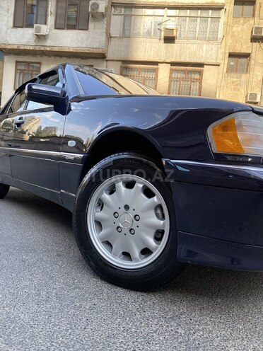 Mercedes C 220 1998, 307,000 km - 2.2 л - Bakı