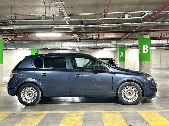 Opel Astra 2009, 333,300 km - 1.4 l - Bakı