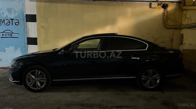Volkswagen Passat 2021, 95,000 km - 1.4 л - Bakı