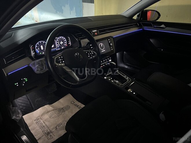 Volkswagen Passat 2021, 95,000 km - 1.4 л - Bakı