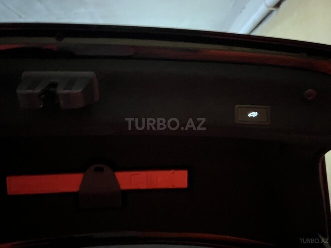 Volkswagen Passat 2021, 95,000 km - 1.4 л - Bakı