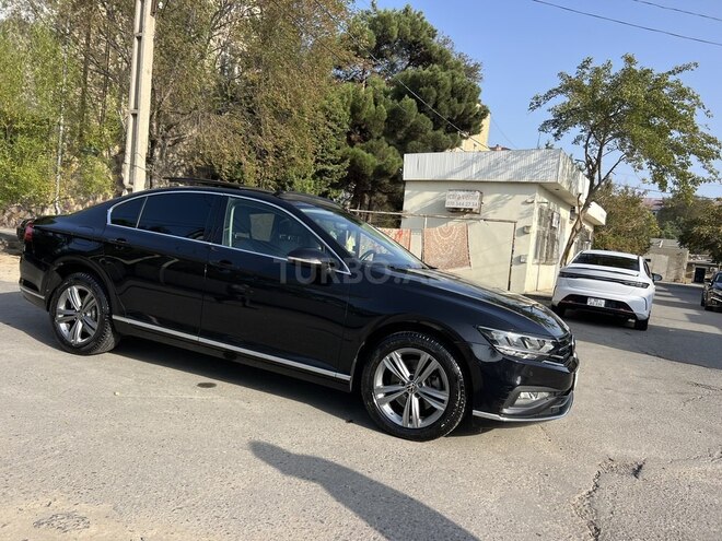 Volkswagen Passat 2021, 95,000 km - 1.4 л - Bakı