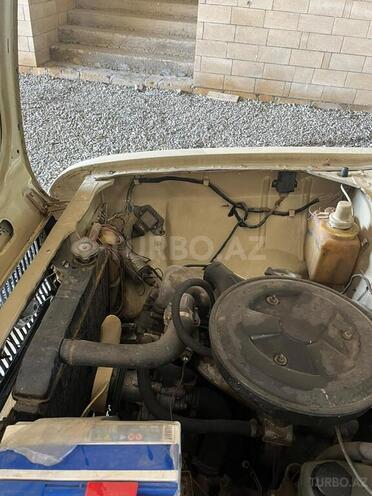 Moskvich  1989, 172,000 km - 1.7 l - Şəmkir