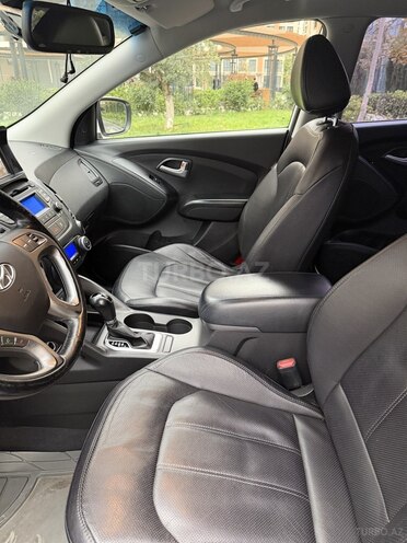 Hyundai ix35 2013, 226,000 km - 2.0 л - Bakı